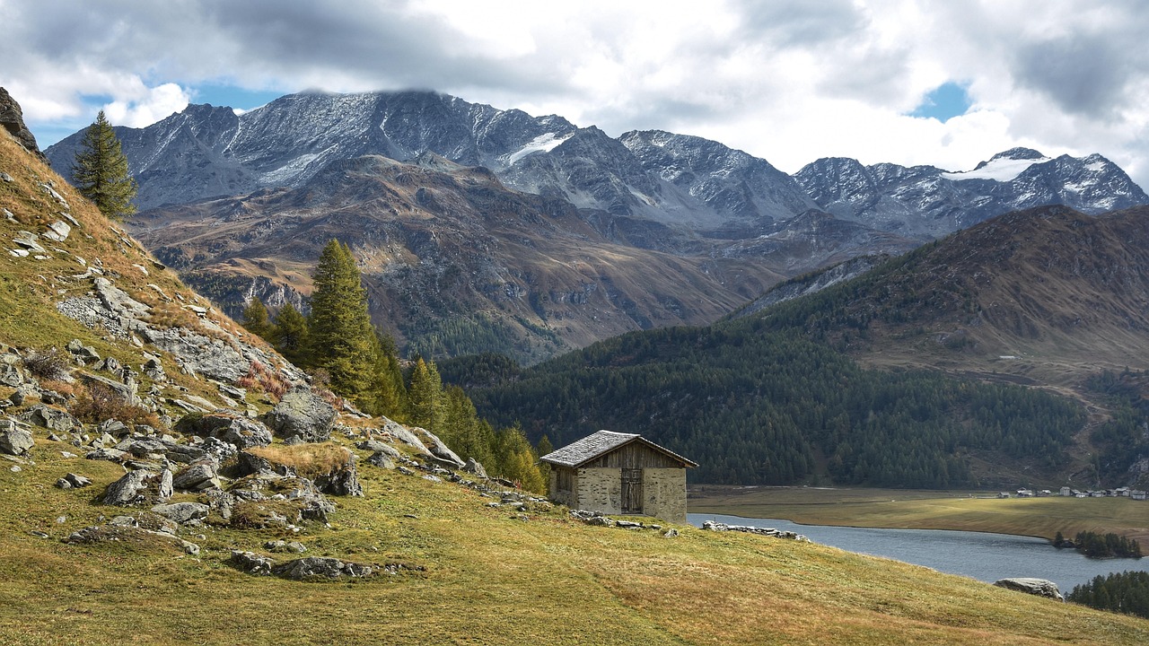 découvrez les meilleures aventures de randonnée à travers des paysages magnifiques. que vous soyez débutant ou randonneur expérimenté, trouvez des conseils, des itinéraires et de l'inspiration pour vos prochaines escapades en pleine nature.