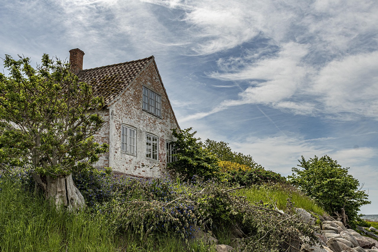 découvrez des destinations uniques et méconnues avec notre guide 'off-the-beaten-path'. explorez des lieux extraordinaires loin des foules et vivez des expériences authentiques et mémorables. partez à l'aventure et laissez-vous surprendre par l'inattendu.