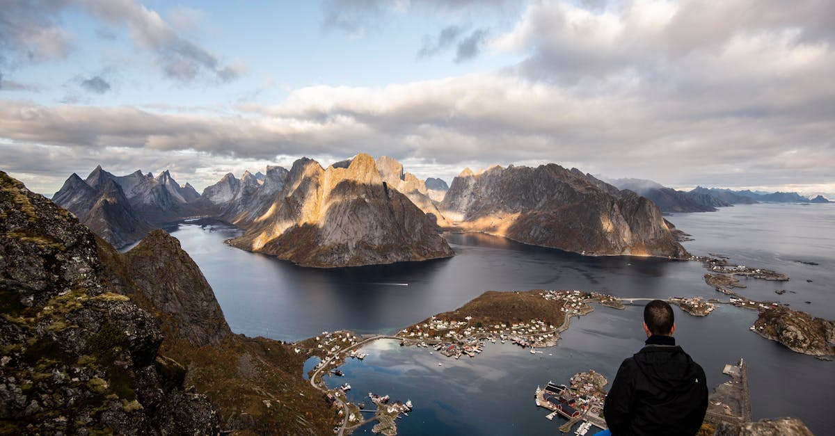 découvrez des expériences de voyage inoubliables qui vous plongeront dans la culture locale, vous feront explorer des paysages époustouflants et vous permettront de vivre des aventures authentiques. que vous soyez amateur de détente sur les plages ou de randonnées en montagne, trouvez l'inspiration pour votre prochaine escapade.