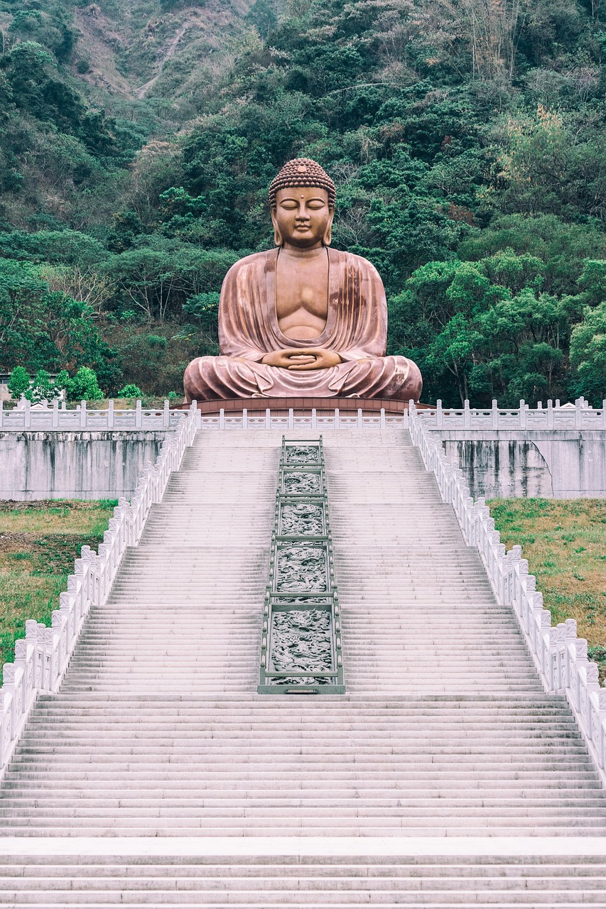 Méditation en voyage : comment trouver la paix intérieure lors de vos déplacements